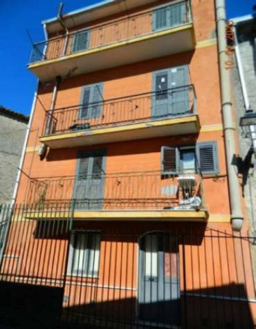Immobile in asta di 138 m² con più di 5 locali in vendita a Malvagna - Foto 2