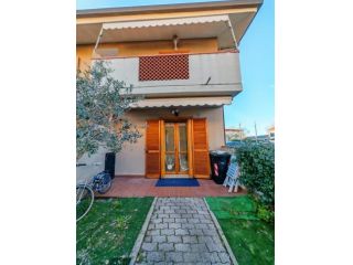 Appartamento in affitto a Marina di Carrara - Carrara 43 mq  Rif: 1393063