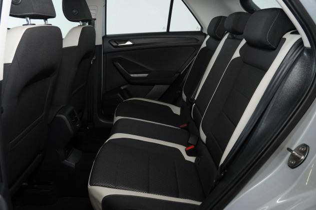 Volkswagen T-Roc 2.0 TDI DSG Advanced 4motion 150CV - Foto 9