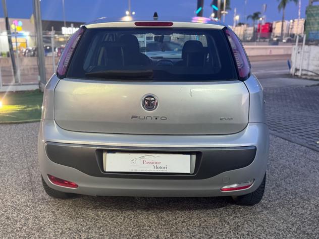 Fiat Punto Evo 1.3 Mjt 95 CV DPF 5 porte S&S Dualogic Sport - Foto 5