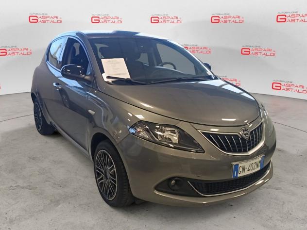 Lancia Ypsilon Ypsilon 1.0 FireFly 5 porte S&S Hybrid Gold - Foto 2