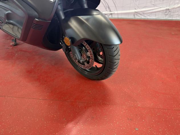 Suzuki Burgman 650 SUZUKI BURGMAN 650 - YM 2020 - Foto 9
