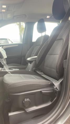 Ford Kuga 3 Serie 1.5 EcoBlue 120 CV Aut. 2WD ST-Line X - Foto 9