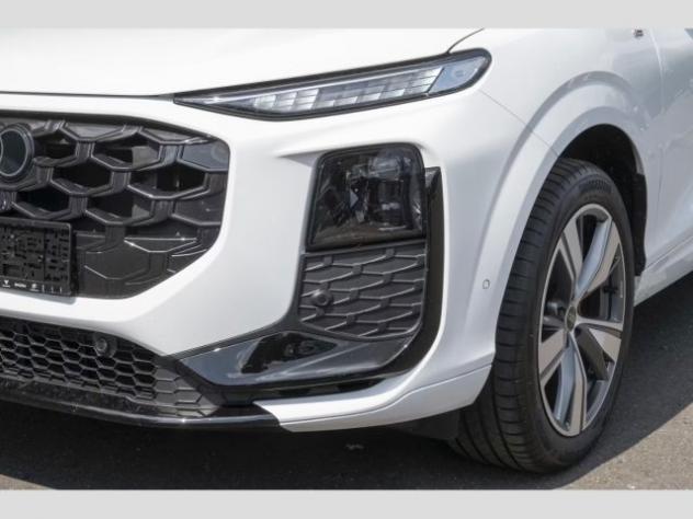 AUDI Q3 SPB TFSI 110 kW mHEV S tronic S Line edition rif. 24003498 - Foto 2