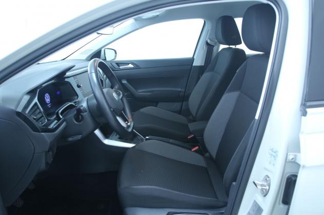 Volkswagen Polo 1.0 TSI Life Cerchi in lega "Essex" 5,5 J x 15" Black/ Tech Pack/Climatronic/Park Pilot/Mirror Pack - Foto 7