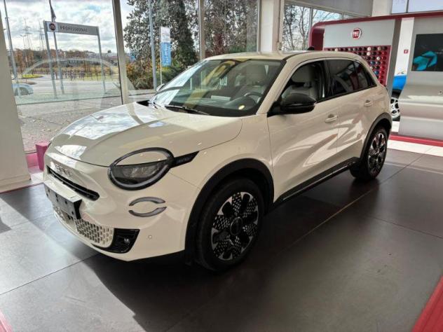 FIAT 600 Hybrid 100 CV DCT MHEV La Prima