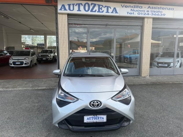 Toyota Aygo Connect 1.0 72 CV 5 porte x-wave - Foto 4