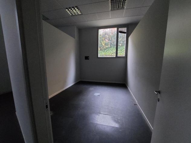 MONZA Cederna - ampio deposito con ingresso indipendente - Foto 11