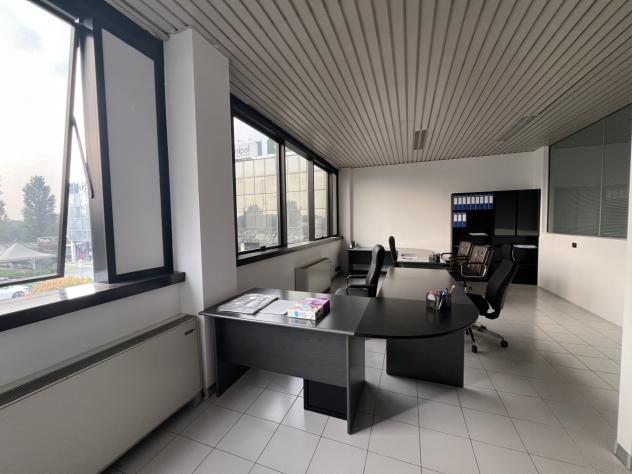 Ufficio in affitto a Melzo