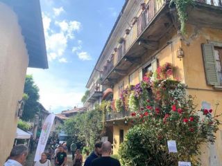 Appartamento con luminosa veranda in casa di ringhiera
