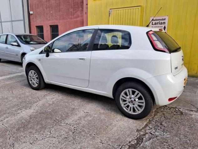FIAT Punto 1.4 8V 3 porte Natural Power ok neopatentati rif. 23932193 - Foto 3