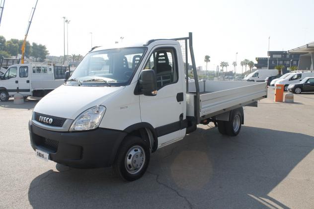 Iveco Daily 35C15 CASSONE FISSO DA 4.30 MT clima - Foto 2