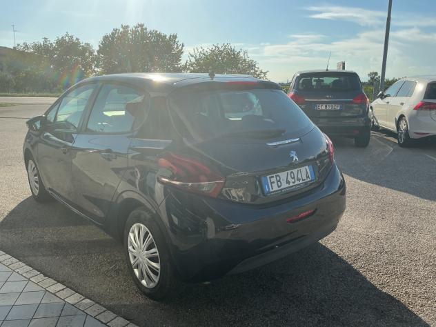 Peugeot 208 1.6 Diesel - Foto 6