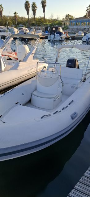 VENDESI GOMMONE BLACK FIN CLASSIC 550 + MOTORE 40 CV - Foto 2