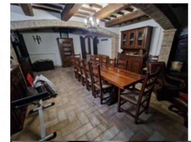 Immobile in asta di 309 m² con più di 5 locali e box auto in vendita a Gualdo Tadino - Foto 6