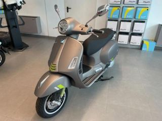 VESPA GTS 300 Super Tech EURO 5 - NUOVO IN PRONTA CONSEGNA! rif. 19062539