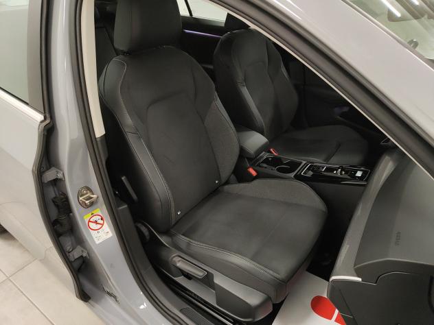 Volkswagen Golf Variant 2.0 TDI 150 CV DSG Style CarPlay/Android - Foto 5