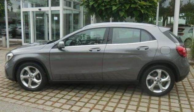 Mercedes-Benz GLA 200 VETTURA AZIENDALE KM CERTIFICATI - Foto 4