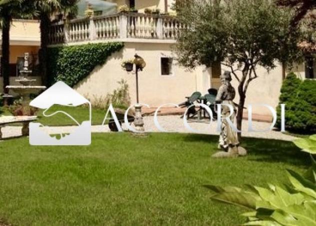 CASA INDIPENDENTE di 6 vani e di 470 mq (VITTORIO VENETO) rif. RG103_3 - Foto 2