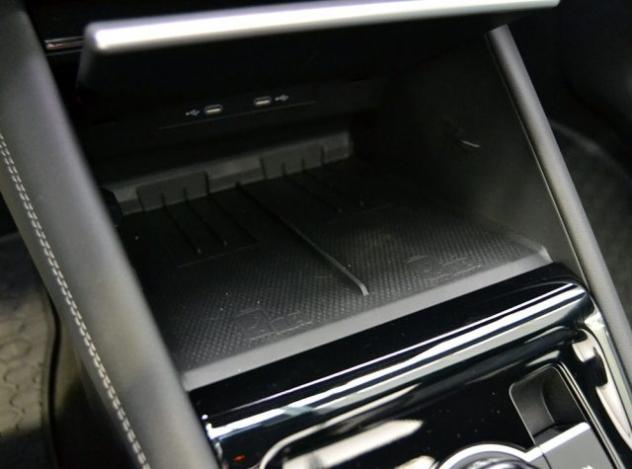 VOLKSWAGEN Tiguan 2.0 TDI 193 CV EVO ACT R-Line DSG 4 Motion Km 148 rif. 23843695 - Foto 9