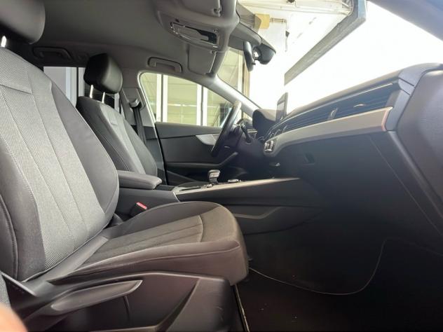 Audi A4 2.0 TDI 110kW Avant - Foto 8