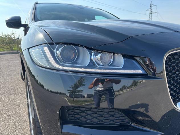 Jaguar F-Pace 2.0 Diesel 179cv - Foto 6