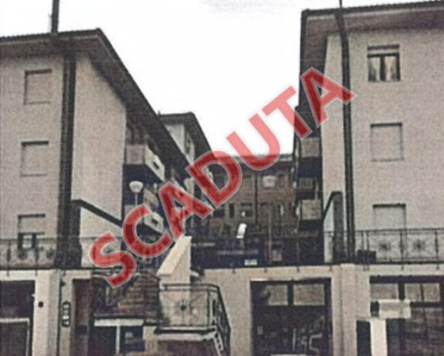 Immobile in asta di 18 m² con più di 5 locali in vendita a Camerino
