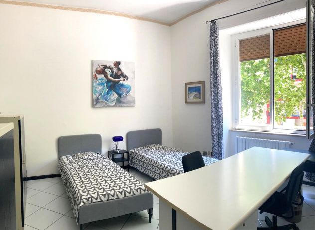 AMPIA STANZA DOPPIA VIC. POLITECNICO BARI