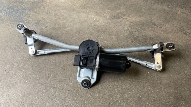 Motorino tergicristallo anteriore Kia Sportage 3^serie del 2016 (981103W000)