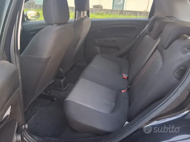 Fiat Punto 1.3 MJT II S&S 85 CV 5 porte ECO Easy - Foto 7