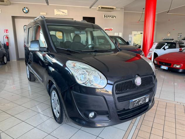 Fiat Doblo Dobl1.6 MJT 105CV AUTOCARRO 5 POSTI