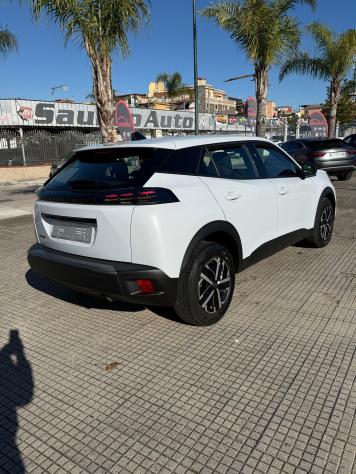 Peugeot 2008 PureTech 100 S&S Allure - Foto 9