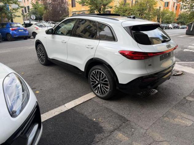 AUDI Q5 TDI 204Cv mHEV+ S tronic quattro S line edition rif. 24114406 - Foto 5