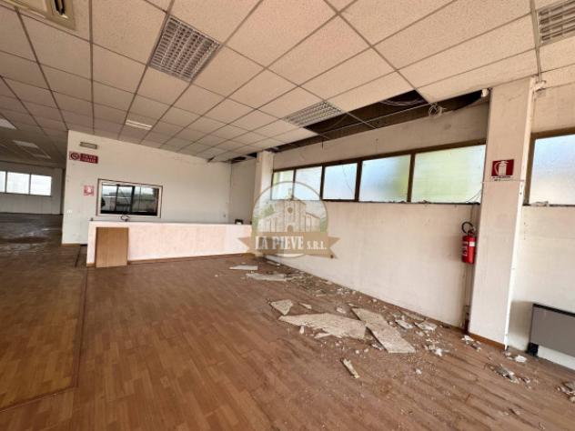 Immobile di 1600 m² con 3 locali in affitto a Tortona - Foto 8