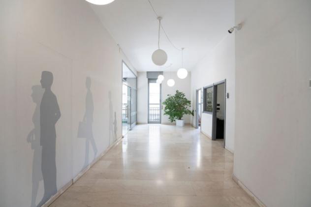 Immobile di 3280 m² con più di 5 locali in vendita a Milano - Foto 3