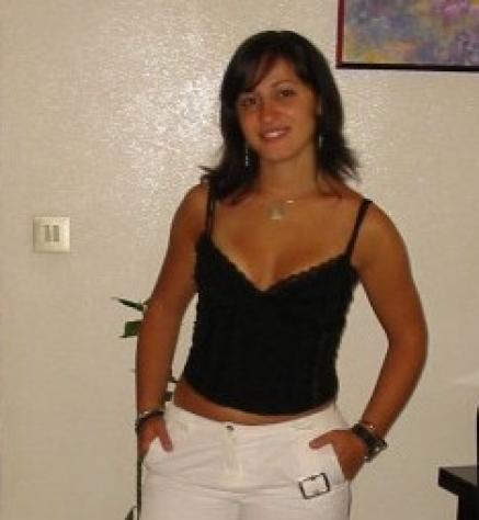 Donna di Giovinazzo. Fisico Normale Tel: