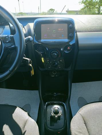 Peugeot 108 1000 BENZINA CAMBIO AUTOMATICO - Foto 8