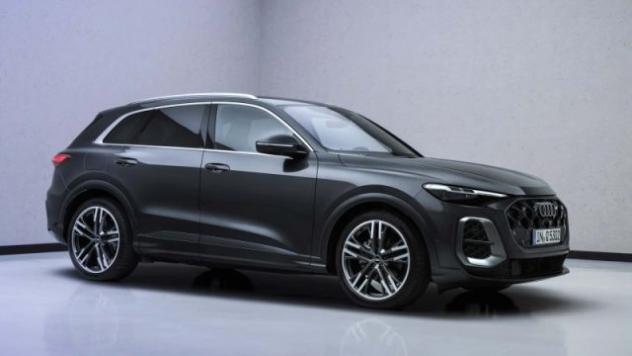 AUDI Q5 SPB e-hybrid 270 kW S tronic quattro S Line Editi rif. 24062162 - Foto 4