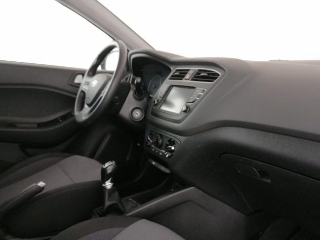 Hyundai i20 II 2018 1.2 mpi Connectline 75cv 5p - Foto 6