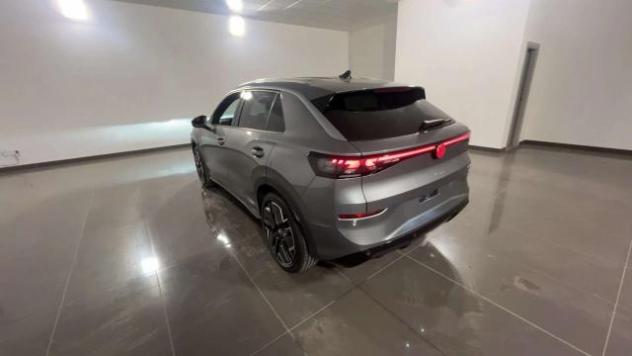 Volkswagen T-Roc 1.5 etsi R-Line 150cv dsg - Foto 6