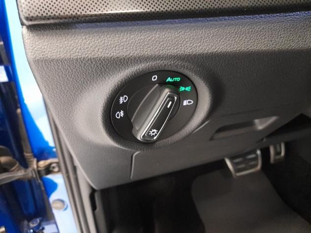 Škoda Kamiq 1.5 TSI 150cv DSG Style - Foto 10