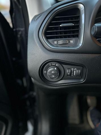 Jeep Renegade 1.6 Mjt 120 CV Limited - Foto 10