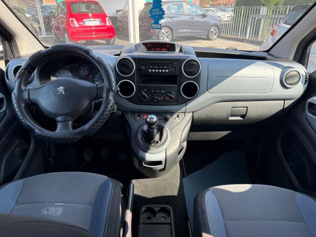 Peugeot Partner Tepee 1.6 hdi Active (premium) 92cv E5 - Foto 8