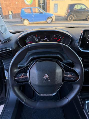 Peugeot 2008 BlueHDi 110 S&S Active - Foto 7