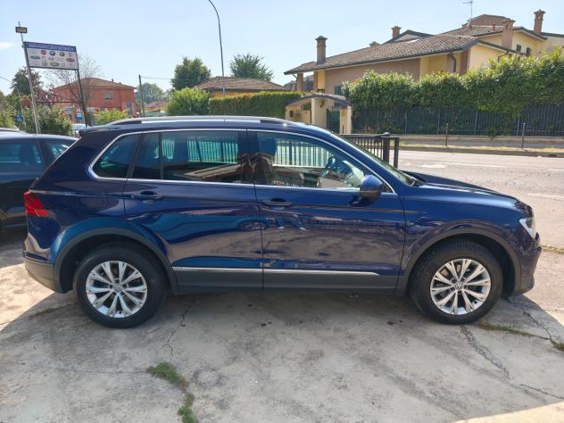 Volkswagen Tiguan 2.0 TDI SCR DSG 4MOTION Business - Foto 3