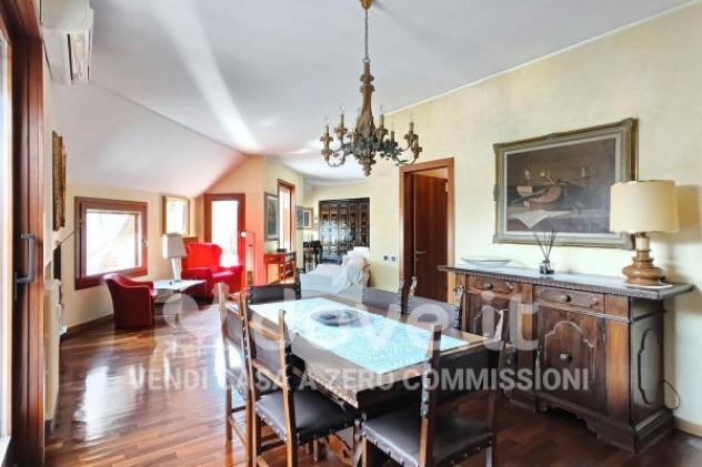 Attico / Mansarda di 140 m² con 3 locali in vendita a Lecco - Foto 14