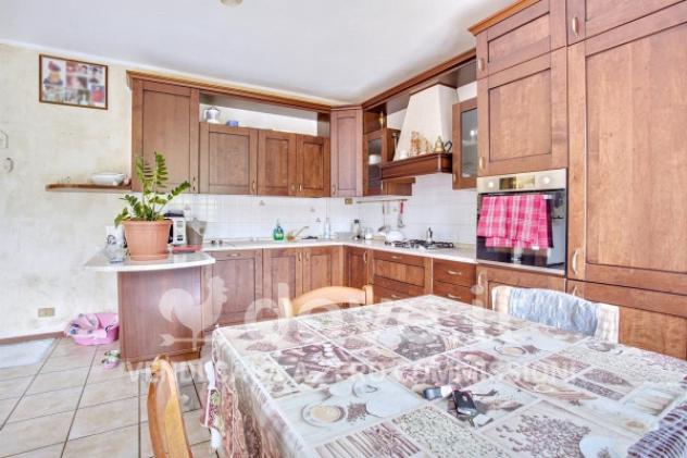 Appartamento di 85 m² con 3 locali e box auto in vendita a Montegrino Valtravaglia - Foto 6