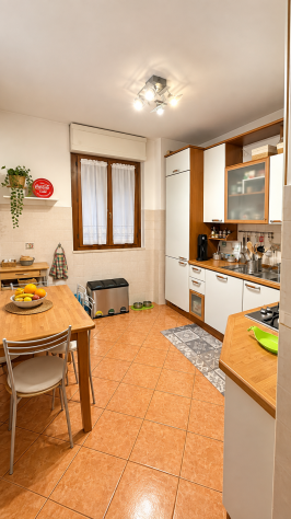 FONTE LAURENTINA QUADRILOCALE CON DOPPI SERVIZI - Foto 4