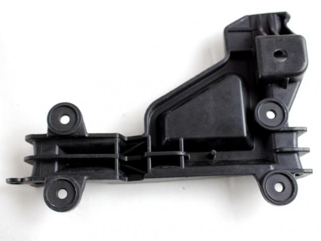 4A0807484 STAFFA SUPPORTO PARAURTI POSTERIORE LATO DESTRO AUDI A6 C4 (1995) RICAMBIO USATO - Foto 2
