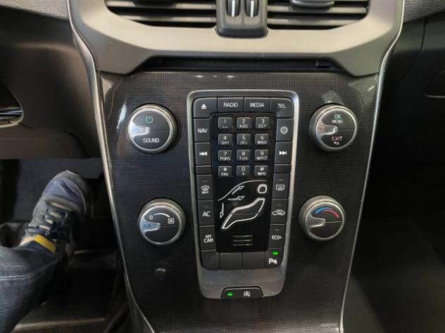 VOLVO V40 D2 2.0D Geartronic Aut. Business rif. 23922643 - Foto 9